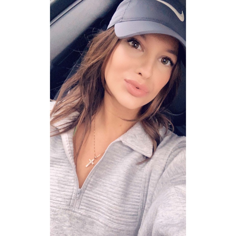 Meet your Posher, Kelly